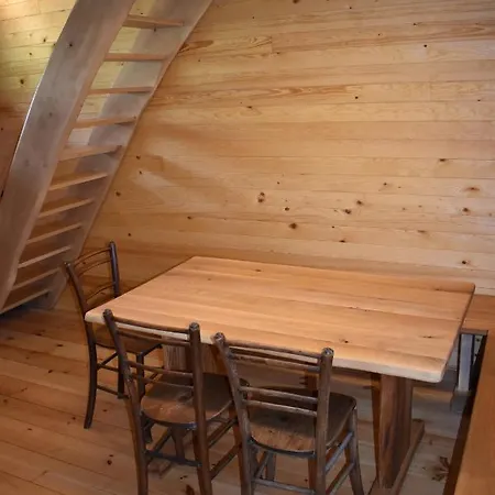 Κατάλυμα σε φάρμα Glamping Organic Farm Slibar *
