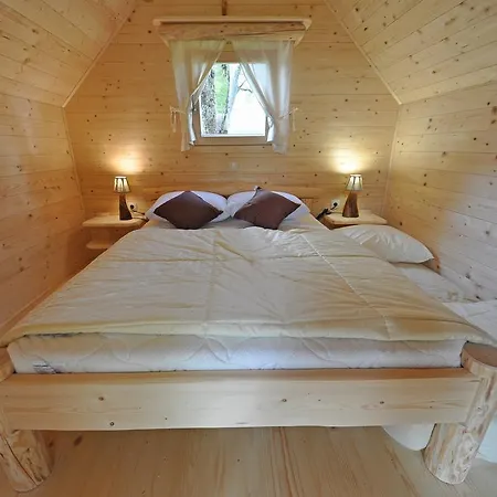 Feriegård Glamping Organic Farm Slibar Tržič