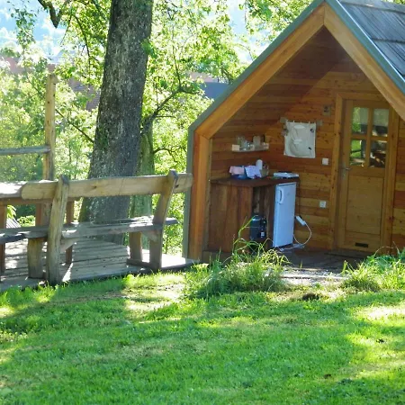 Glamping Organic Farm Slibar Farmház