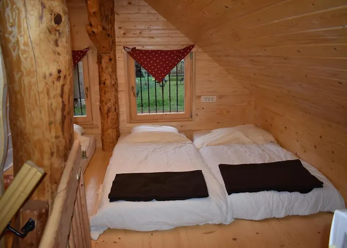 Glamping Organic Farm Slibar Alojamento de Turismo Rural