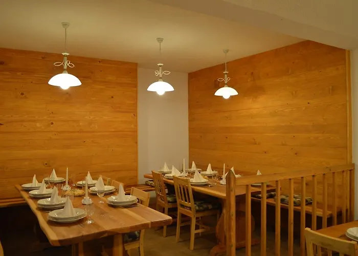 Glamping Organic Farm Slibar Alojamento de Turismo Rural