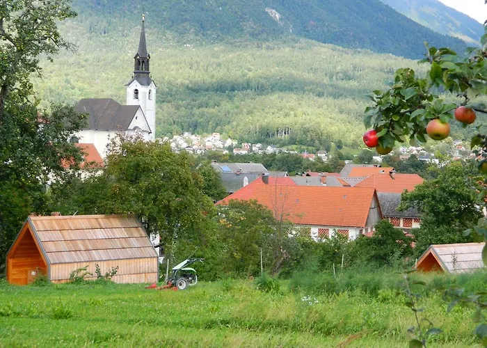 Glamping Organic Farm Slibar مزرعة للإقامة Tržič