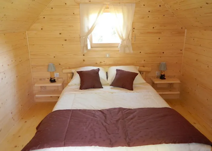 Glamping Organic Farm Slibar Alojamento de Turismo Rural