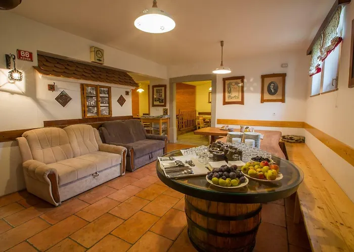 Alojamento de Turismo Rural Glamping Organic Farm Slibar Tržič