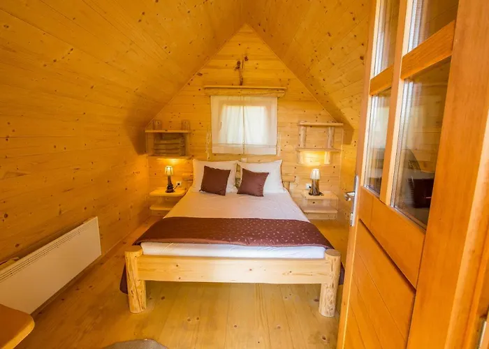 Glamping Organic Farm Slibar *