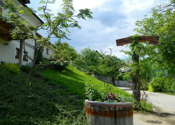 Alojamento de Turismo Rural Glamping Organic Farm Slibar Tržič