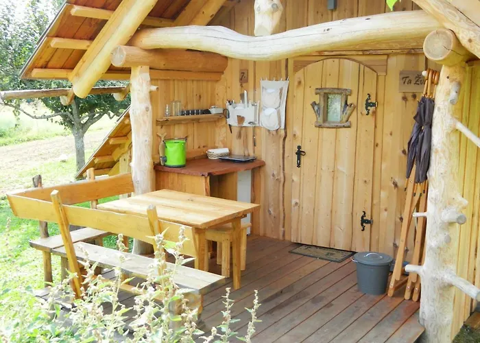 Glamping Organic Farm Slibar مزرعة للإقامة